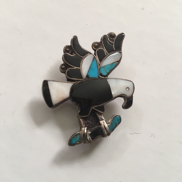 Vintage Jewelry - vintage native american eagle bolo pendant